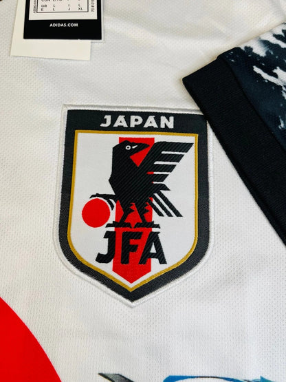 T-shirt - Tomioka